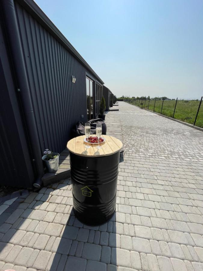 Villa Свояхата Switjas Exterior foto