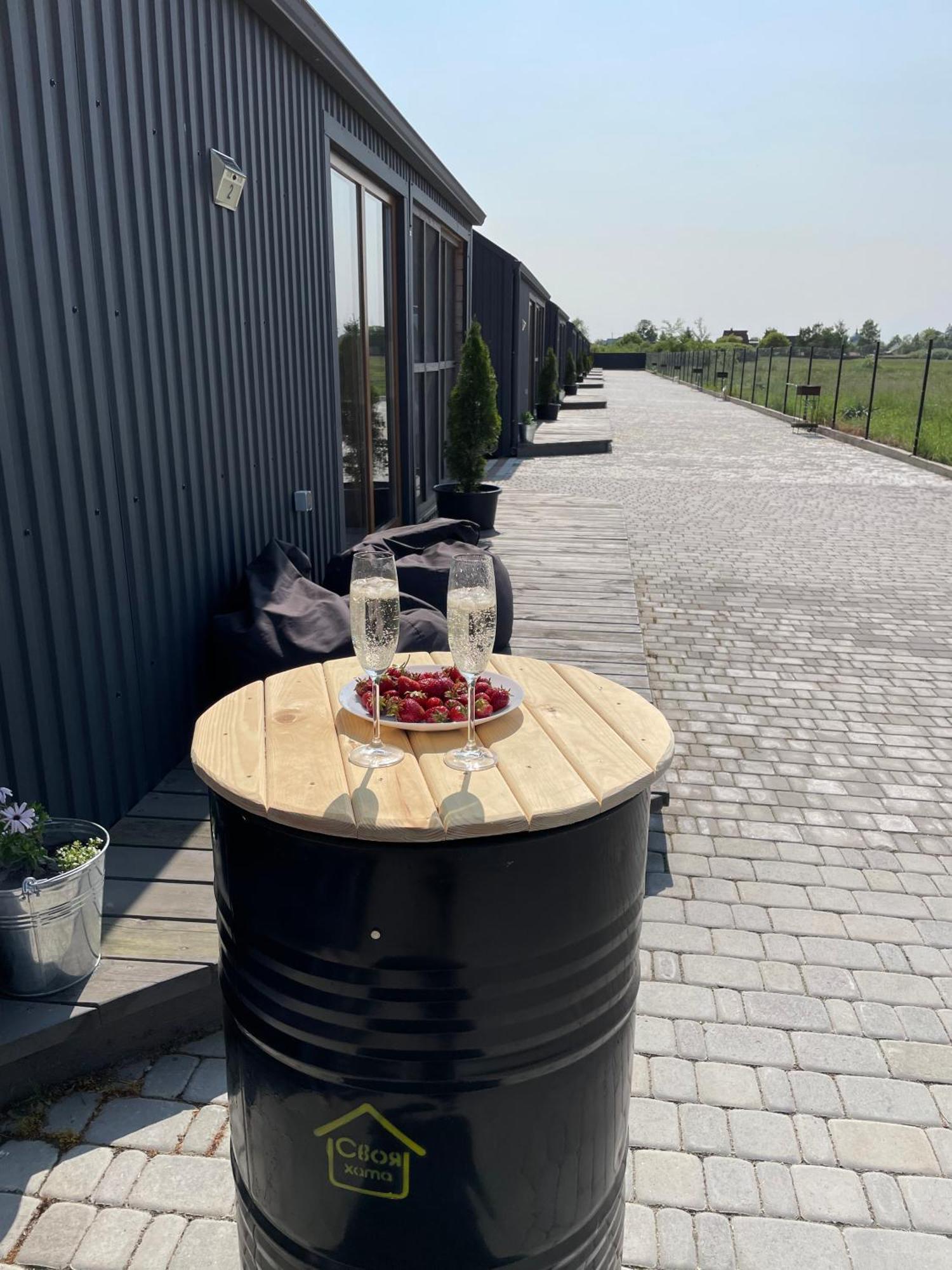 Villa Свояхата Switjas Exterior foto
